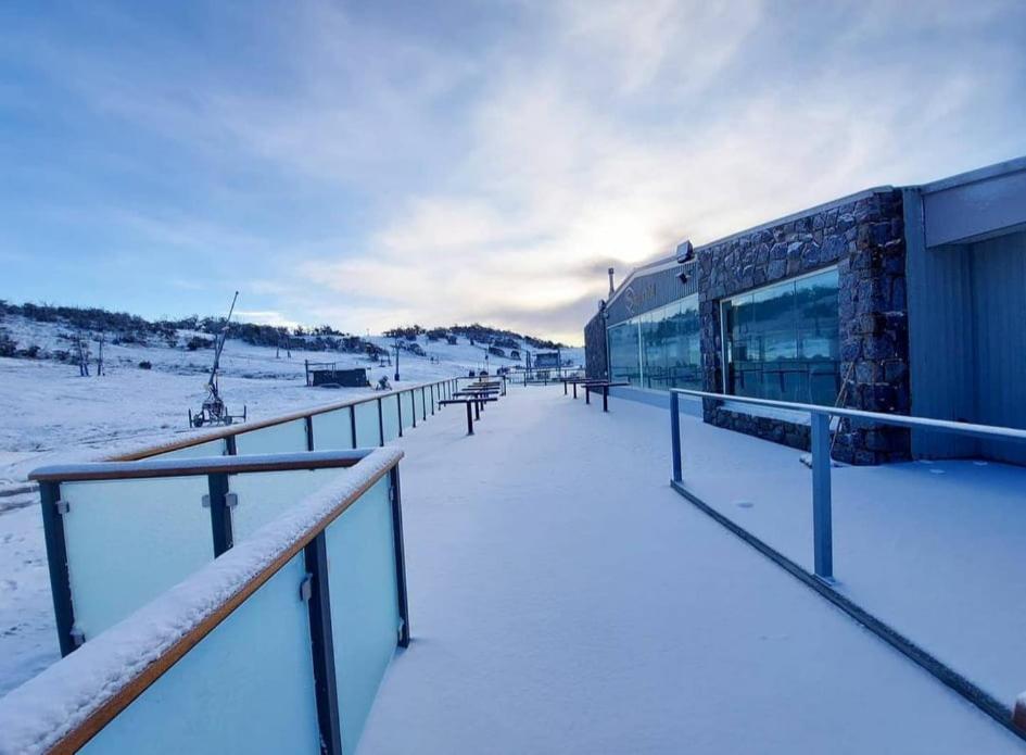 Smiggins Hotel & Chalet Apartments Perisher Valley Esterno foto